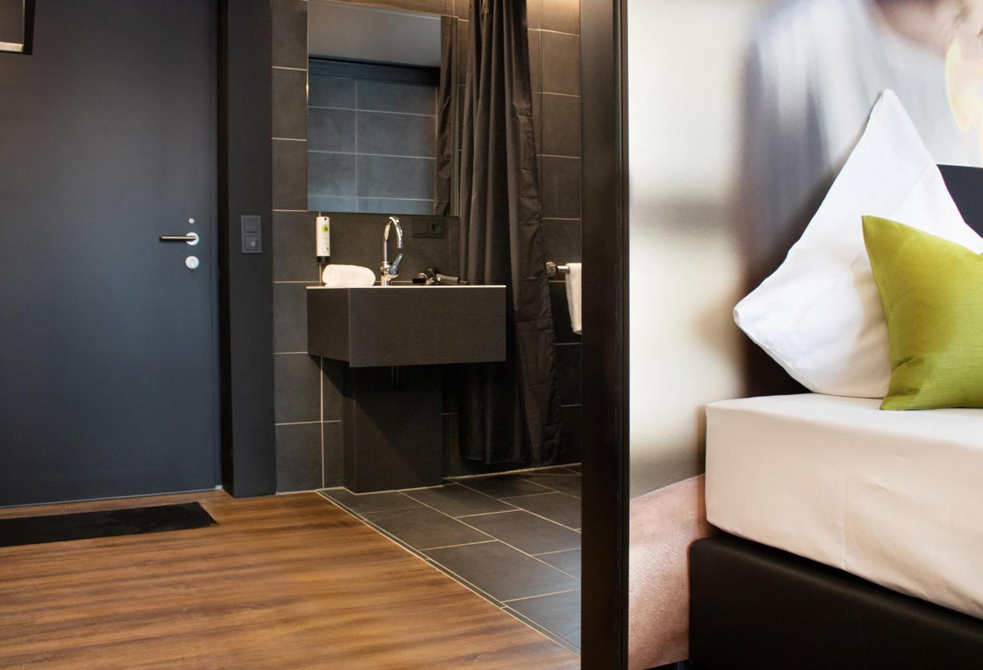 Zor Hotel By Wmm Hotels Zimmern ob Rottweil Экстерьер фото